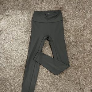 VTDC olive leggings